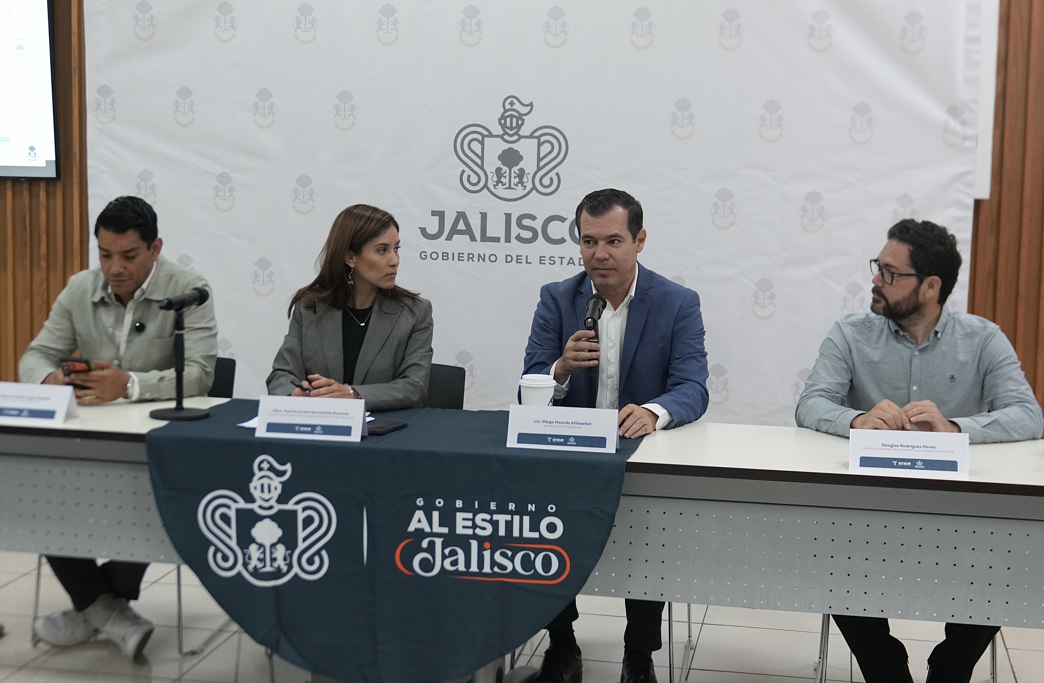 01-junio-2026--siteur--rueda-de-prensa-para-dar-a-conocer-los-detalles-y-esquema-de-operacin-de-la-lnea-5-mi-macro-aeropuerto_55307979104_o