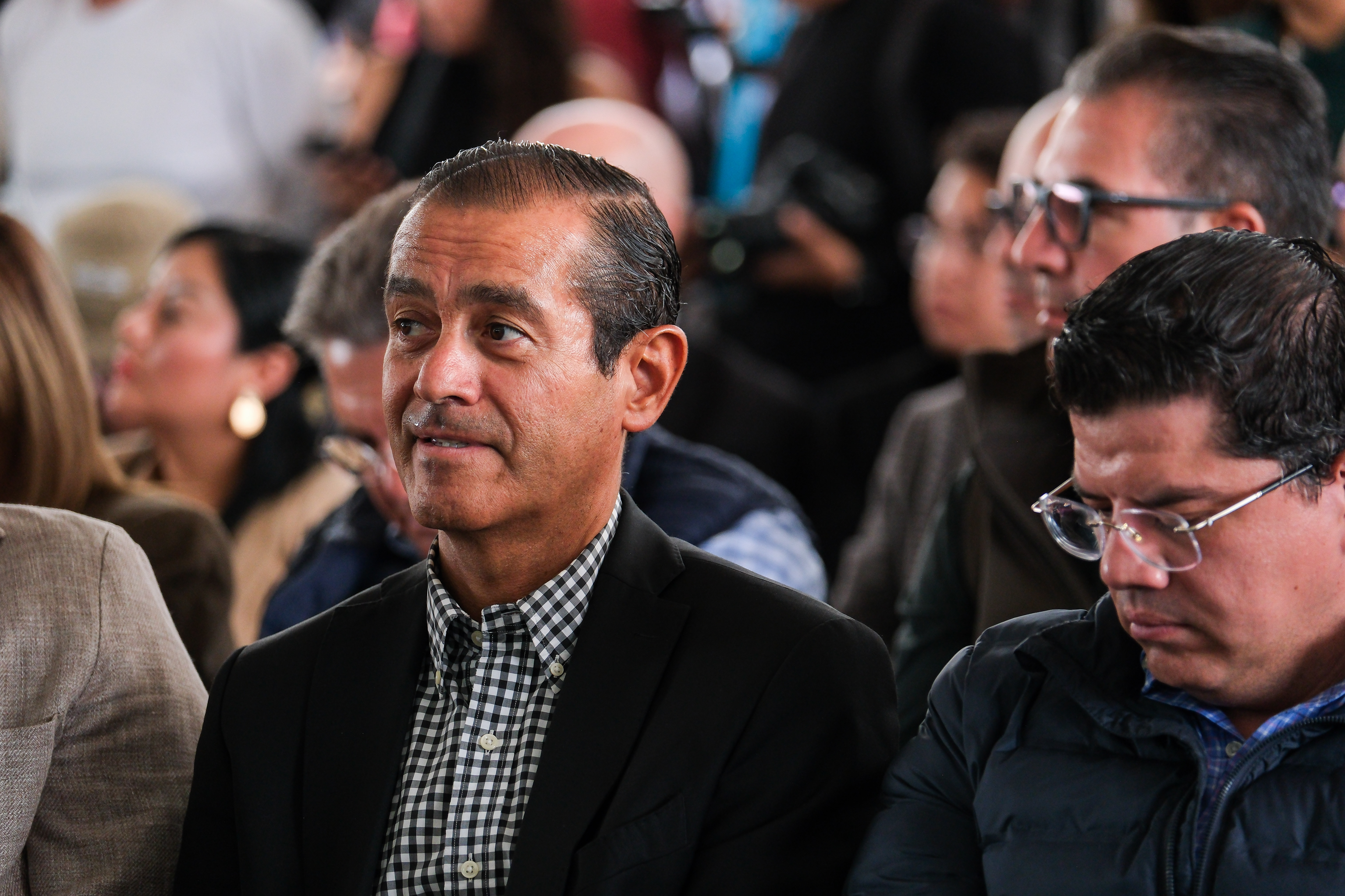 04-jun-2026--el-gobernador-del-estado-pablo-lemus-encabeza-el-arranque-de-operaciones-de-la-lnea-5-mi-macro-aeropuerto_55313718407_o