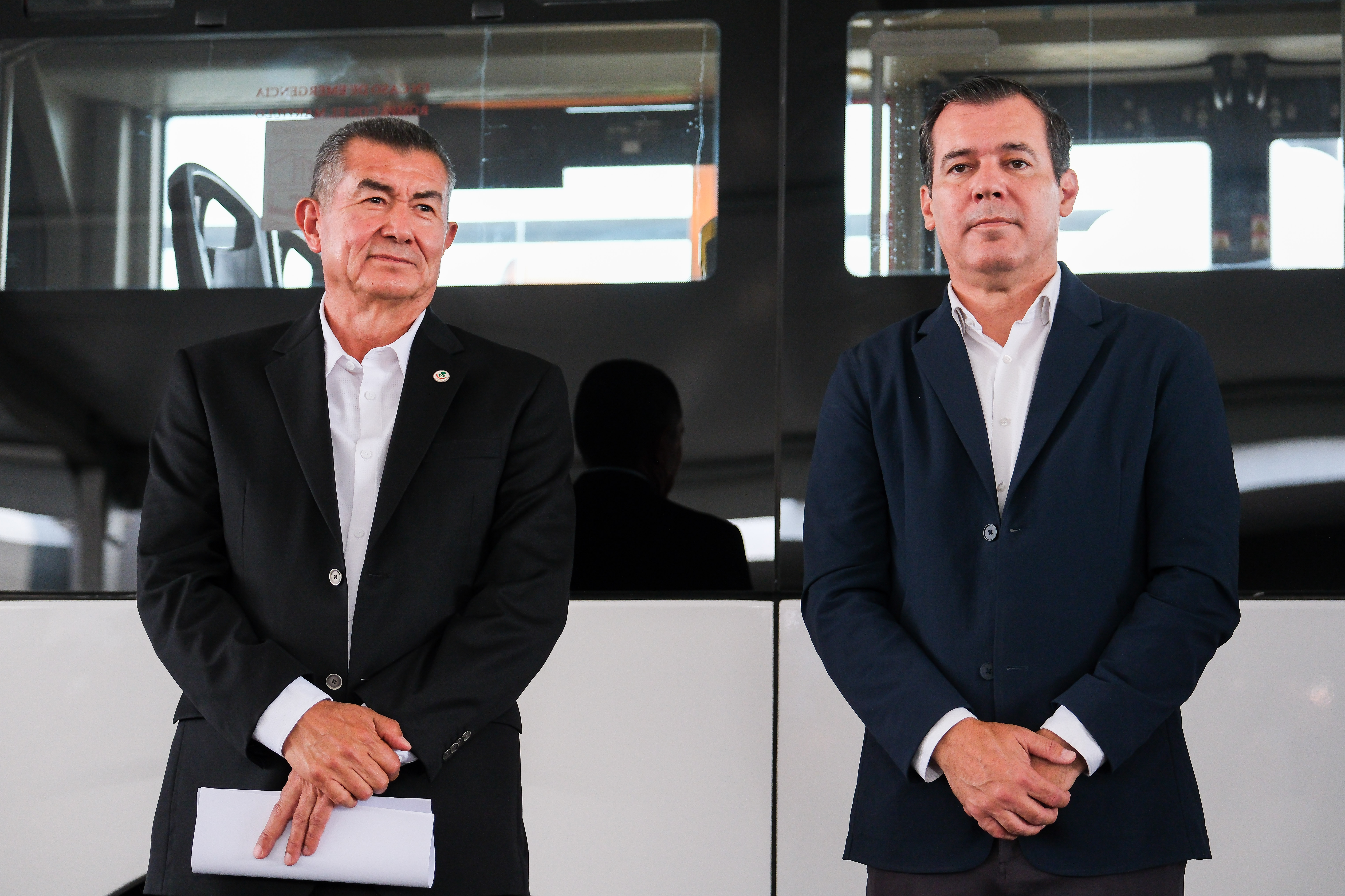 04-jun-2026--el-gobernador-del-estado-pablo-lemus-encabeza-el-arranque-de-operaciones-de-la-lnea-5-mi-macro-aeropuerto_55315037590_o