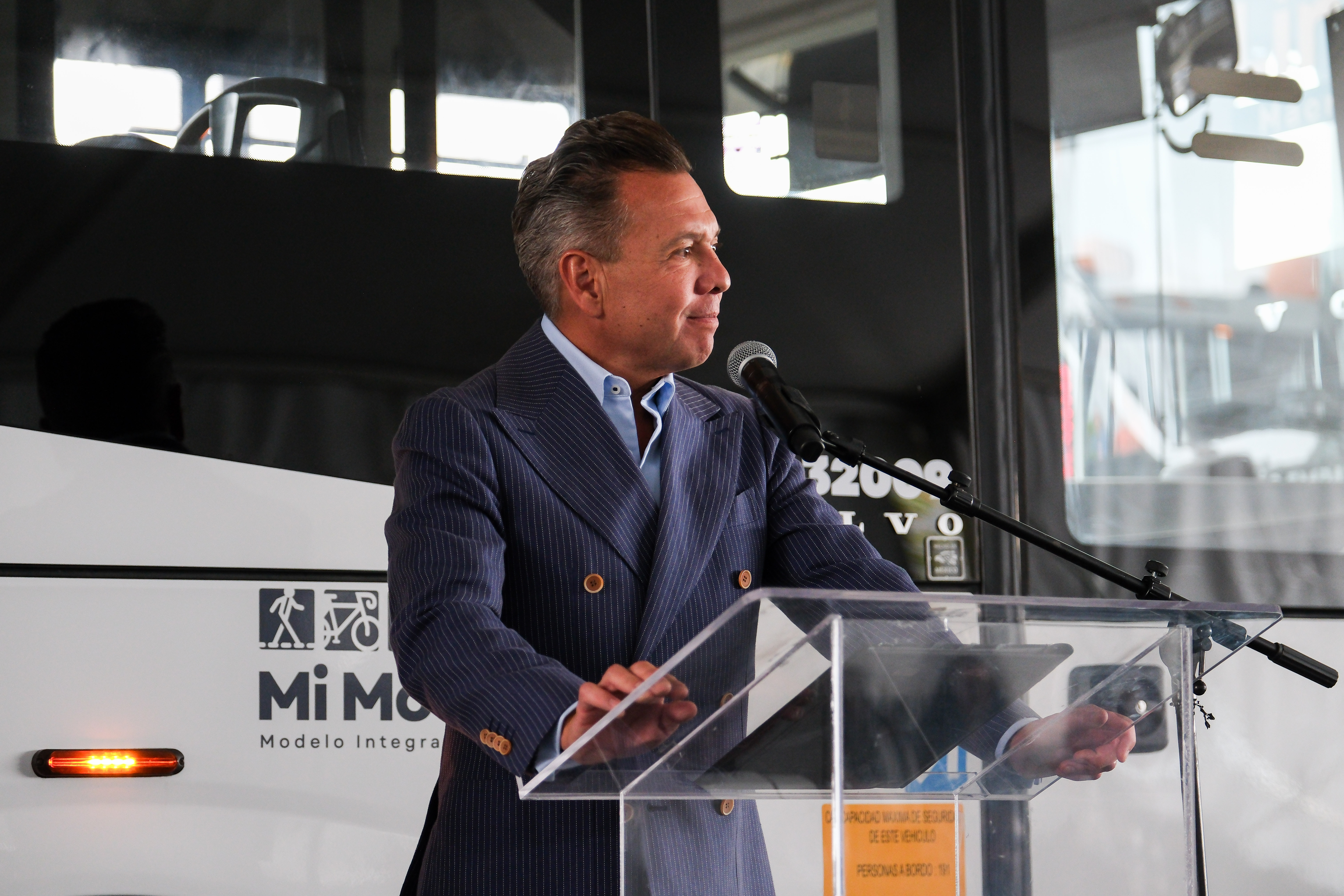 04-jun-2026--el-gobernador-del-estado-pablo-lemus-encabeza-el-arranque-de-operaciones-de-la-lnea-5-mi-macro-aeropuerto_55315038020_o