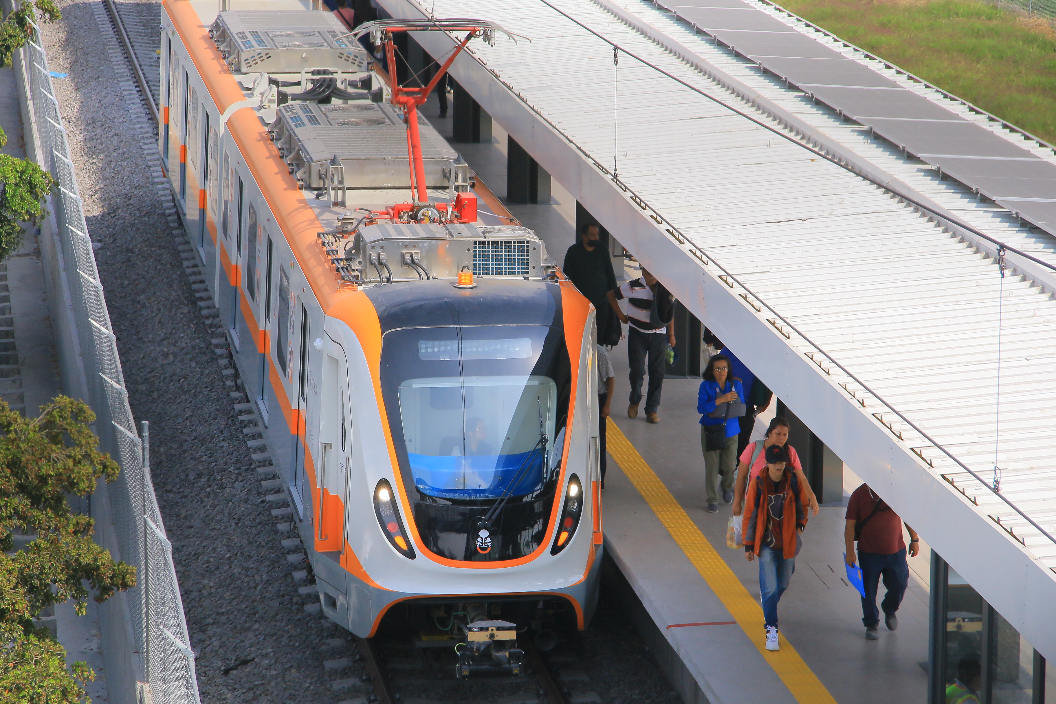 30-dic-2025--siteur--concluye-servicio-gratuito-de-lnea-4-en-sus-primeras-dos-semanas-de-operacin_55012838441_o