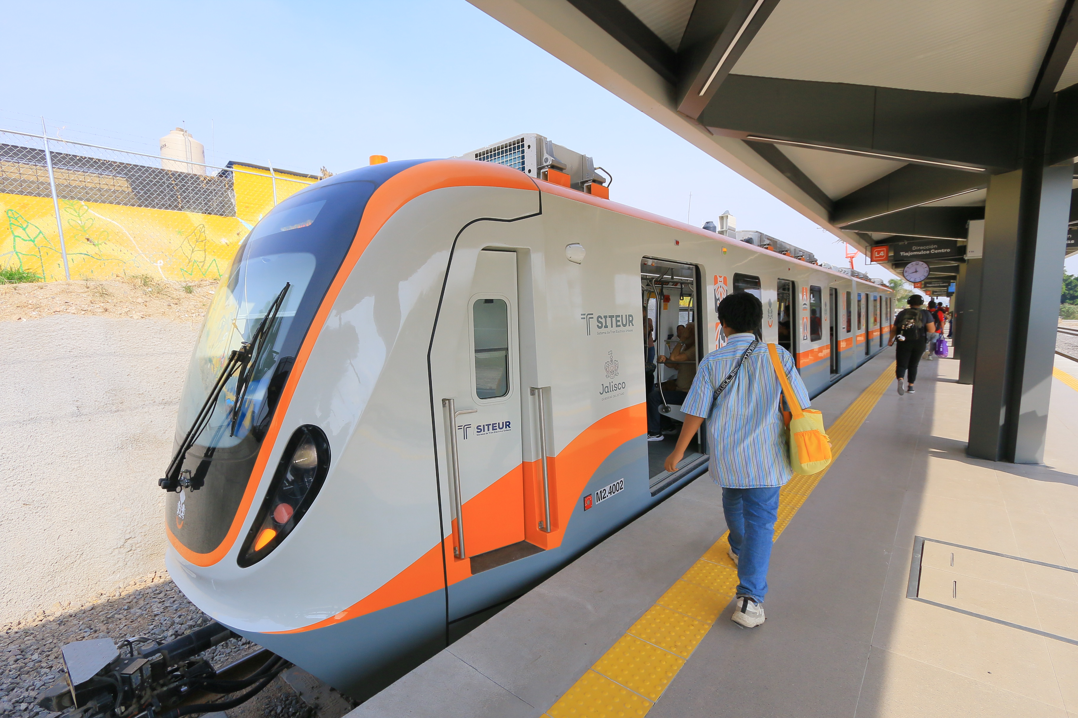 Conlcuye gratuidad Línea 4 del Tren Ligero y comienza cobro de 9.50 pesos a partir del 1 de enero de 2026